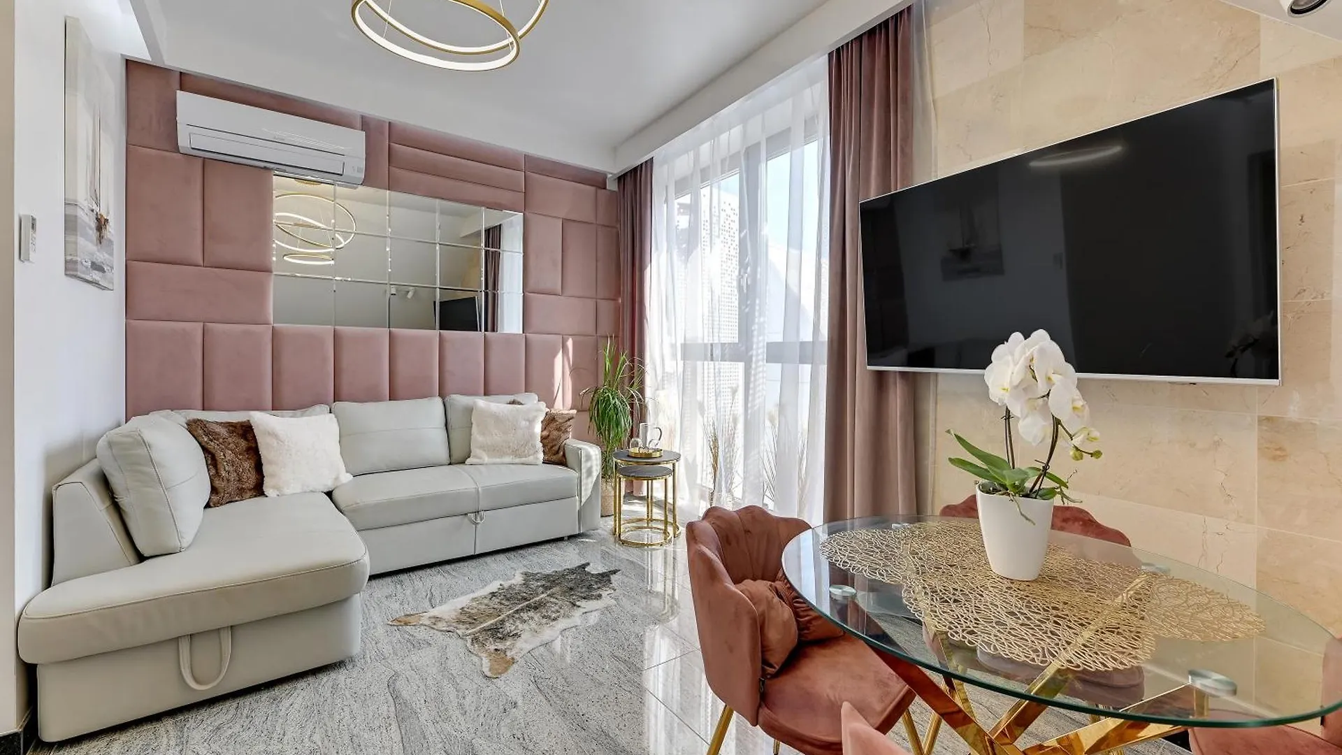 Granaria Prime Location Apartments By The River