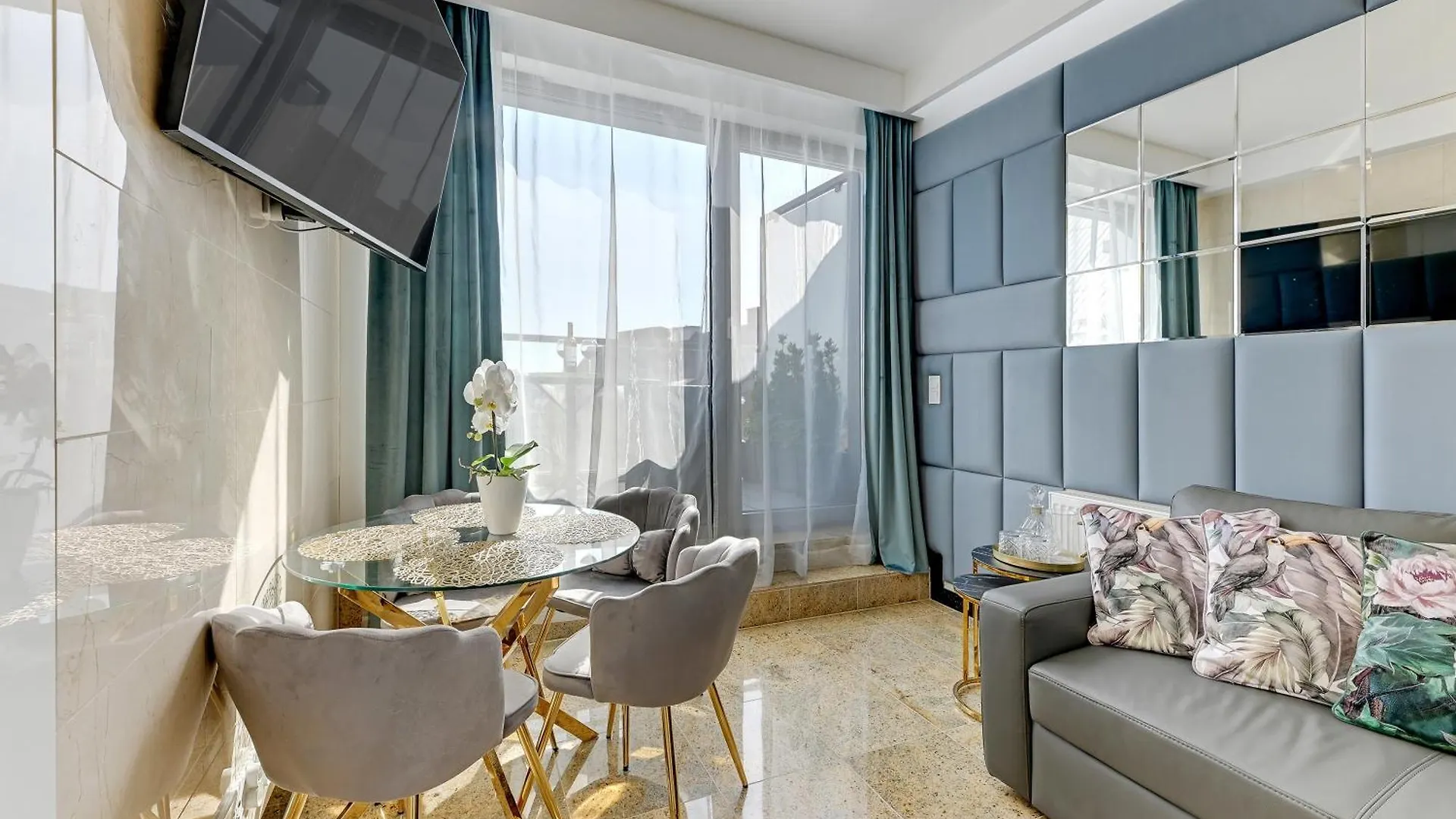 Granaria Prime Location Apartments By The River Gdansk