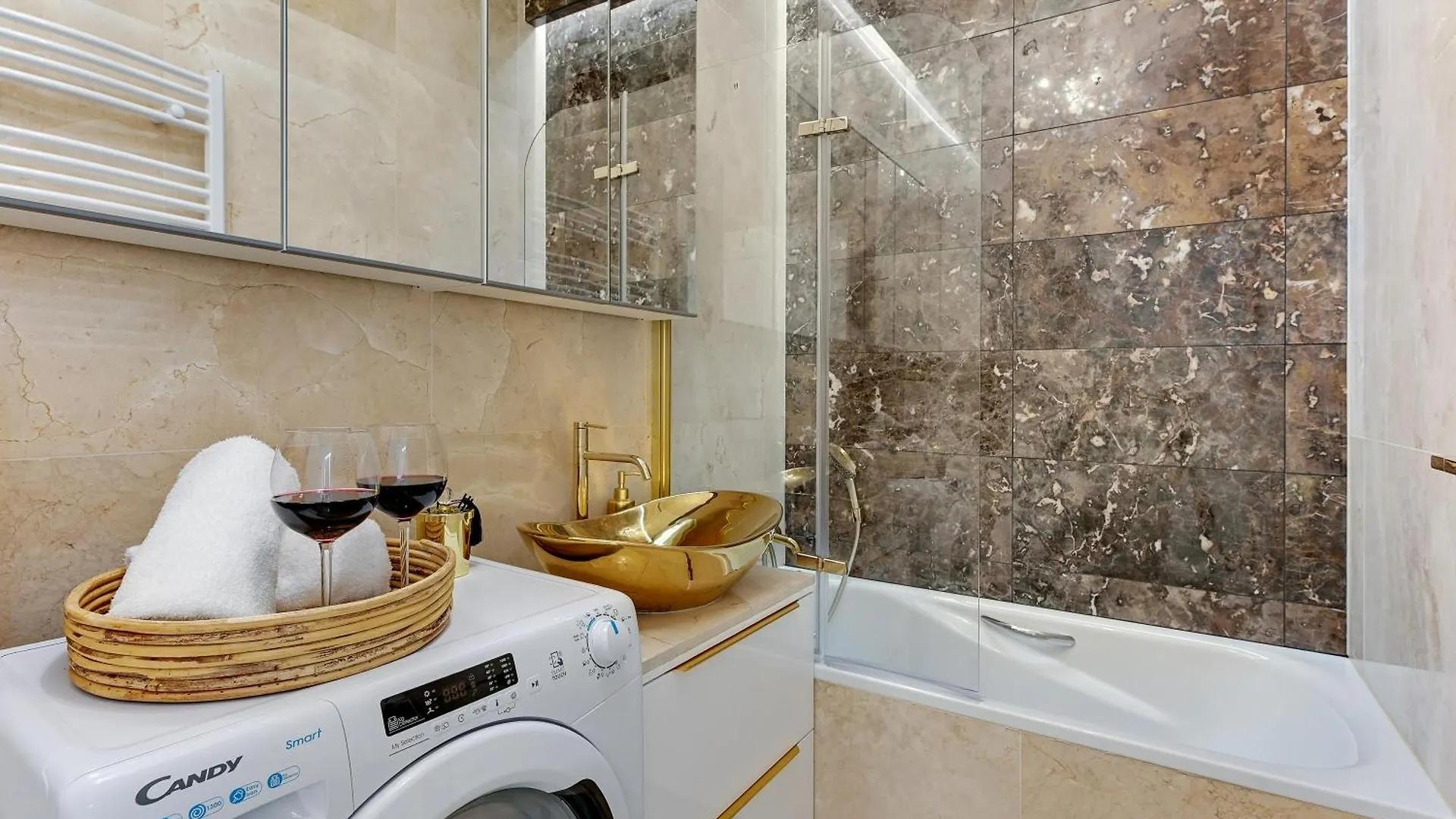 Granaria Prime Location Apartments By The River Poland