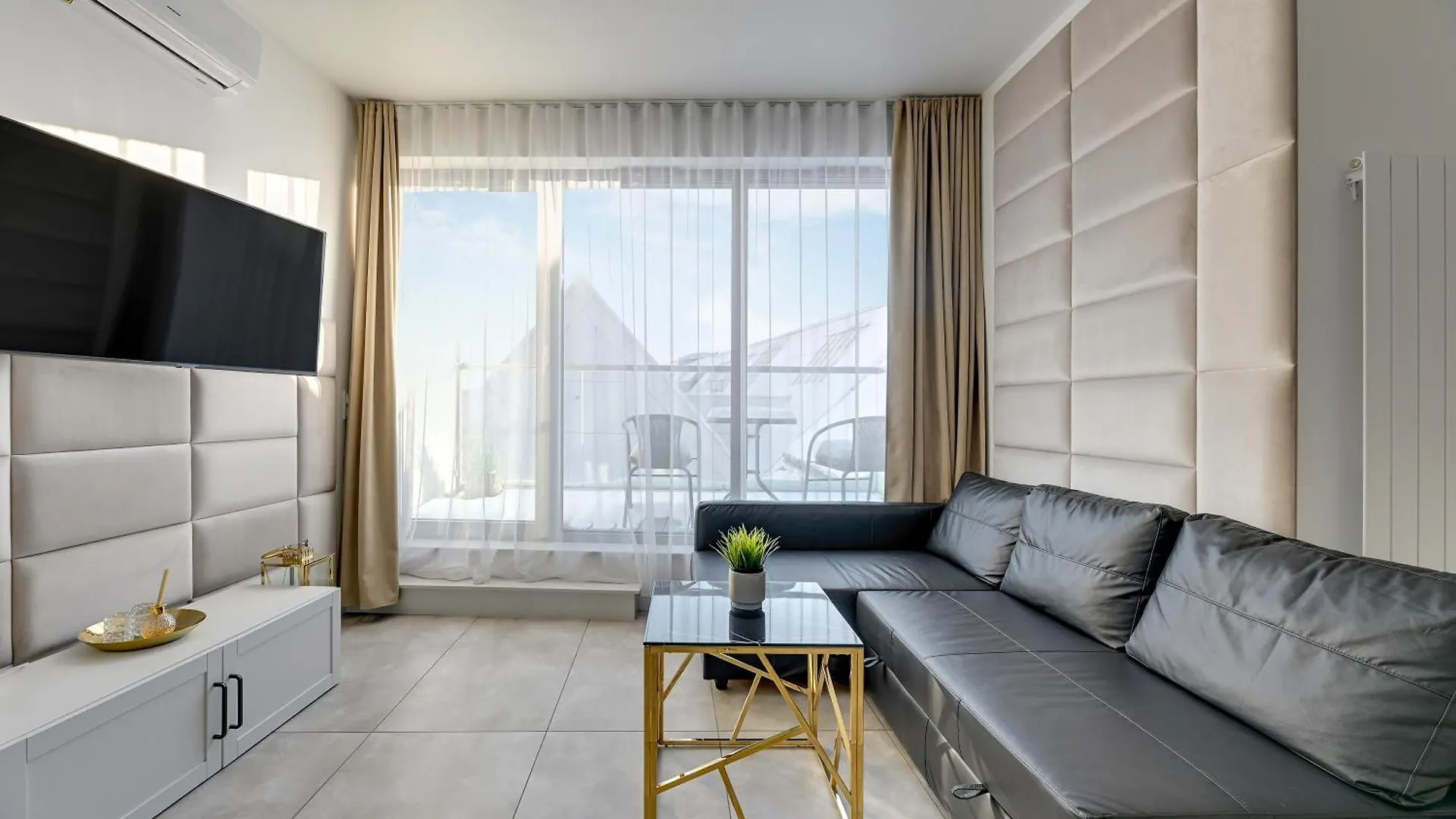 Granaria Prime Location Apartments By The River